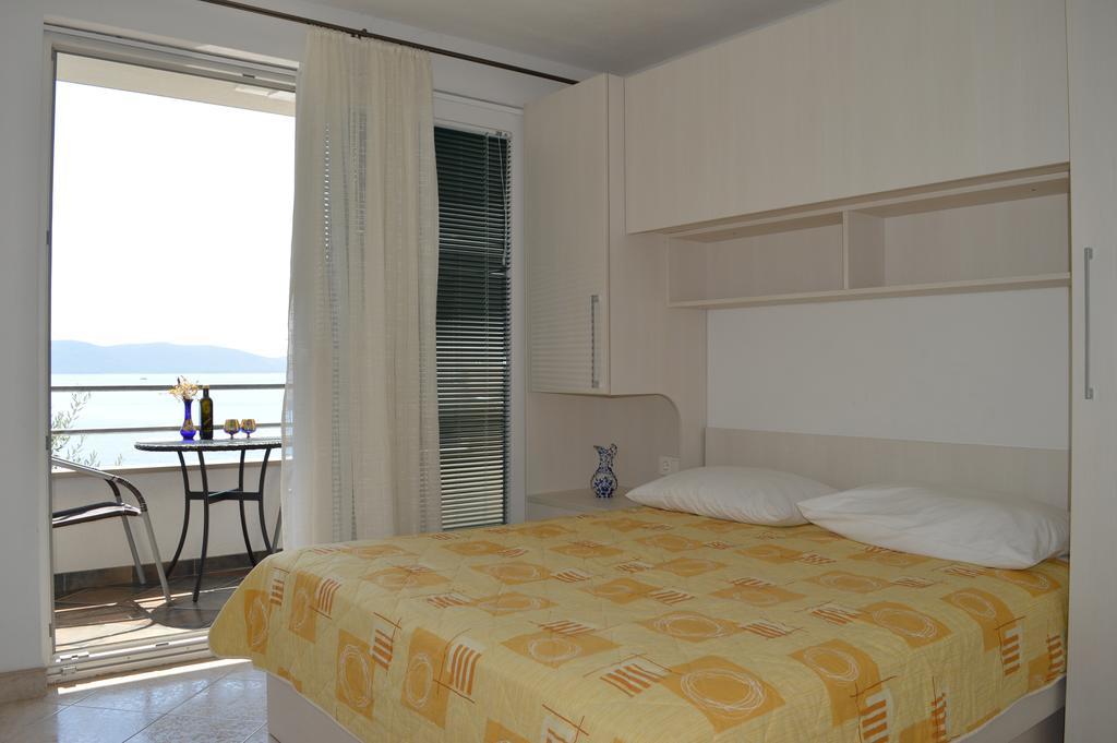 Apartments Majstrovic Живогоще Екстер'єр фото