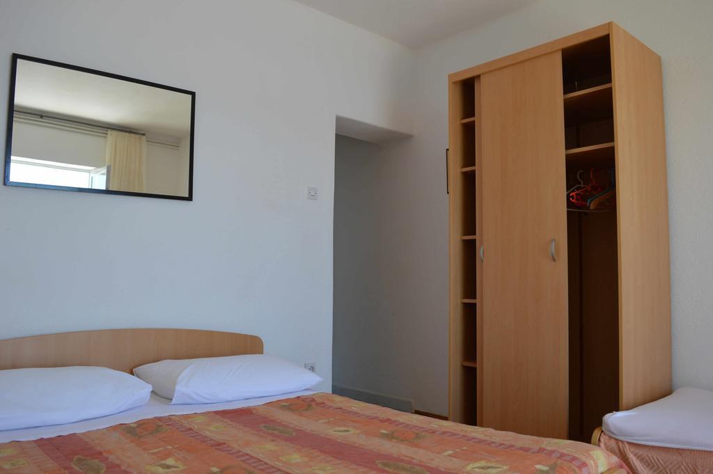 Apartments Majstrovic Живогоще Екстер'єр фото