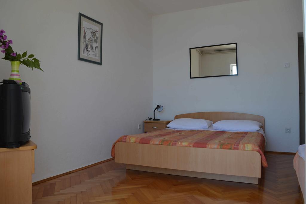 Apartments Majstrovic Живогоще Екстер'єр фото